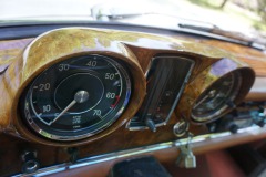 W111-28