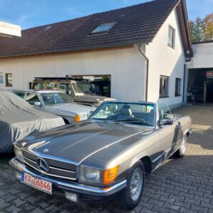 Mercedes-Benz 280SL R107