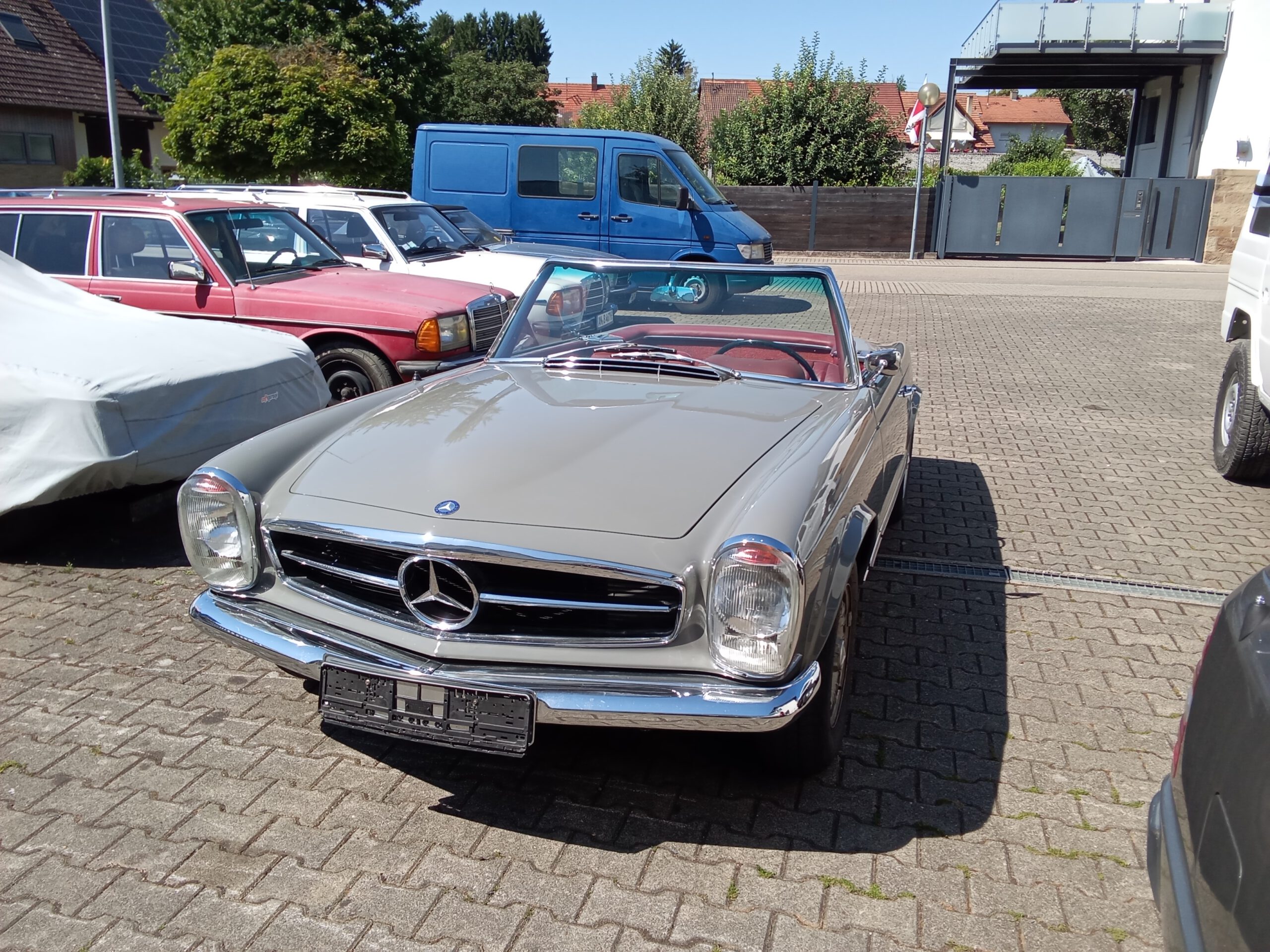 Mercedes-Benz 230SL Pagode